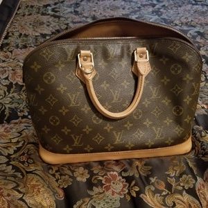 Authentic Louis Vuitton Alma